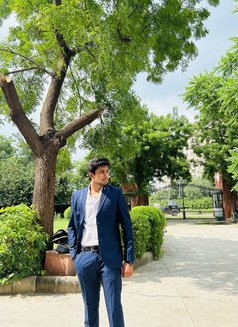 Addy - Acompañantes masculino in Jaipur Photo 3 of 3