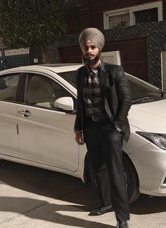 Addy - masseur in Jalandhar Photo 1 of 8