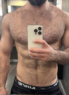 Addy - Male escort in Dubai Photo 2 of 4