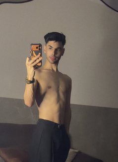 Adel Arabe - Acompañantes masculino in Khobar Photo 10 of 20