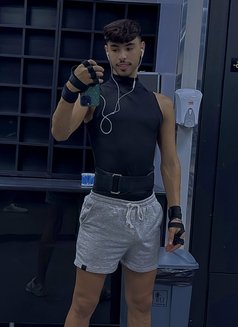 Adel Arabe - Acompañantes masculino in Khobar Photo 20 of 20