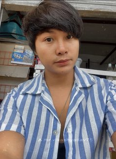 Adel - Masajista in Al Manama Photo 1 of 3