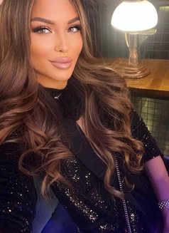 Adel - escort in Stockholm Photo 5 of 8