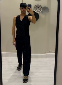 Adel Morocco - Male escort in Riyadh Photo 5 of 6