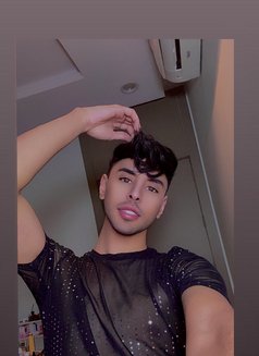 Adel Morocco - Acompañantes masculino in Riyadh Photo 4 of 8
