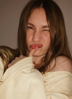 Adela - escort in Dubai Photo 1 of 9