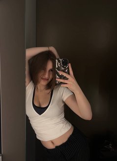 Adela - escort in Dubai Photo 6 of 9