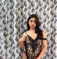 Adele - Transsexual escort in Doha Photo 5 of 13