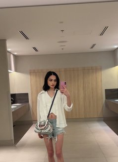 Adelia - Transsexual escort in Dubai Photo 4 of 4