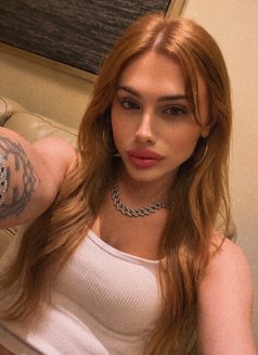 Adelya - Transsexual escort in Dubai Photo 14 of 14