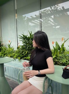 adelia - escort in Jakarta Photo 3 of 4