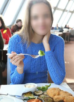 Adelina Filou - masseuse in Bucharest Photo 9 of 9