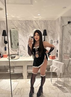 Adelina XXL - Transsexual escort in İstanbul Photo 4 of 18