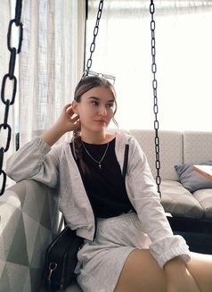 Adeline Deep Choker - puta in Hong Kong Photo 5 of 8