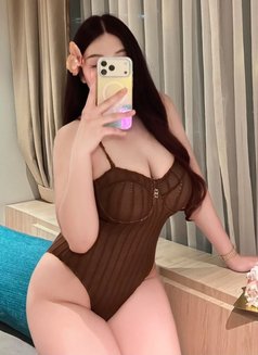 Adell - escort in Tokyo Photo 7 of 7