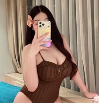 Adell - escort in Tokyo