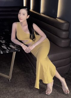 INDEPENDENT WOMEN ADELLA , VVIP SERVICE - puta in Jakarta Photo 3 of 3