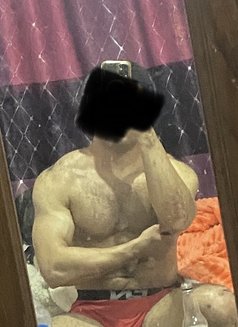 Adham - Acompañantes masculino in Cairo Photo 4 of 7