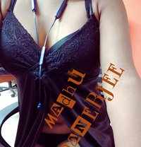 🥂𝘔adhu📸Bengali Wife🥂Live Cam Shows🥂 - escort in New Delhi
