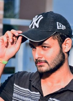 Adi 420 - Male escort in Kolkata Photo 1 of 3