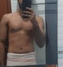 Adi7777 - Acompañantes masculino in New Delhi Photo 1 of 6
