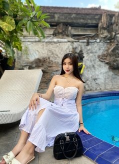 Adila Gadis Remaja Pendaming - puta in Bali Photo 6 of 7