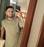 faysalshots 8 inch - Acompañantes transexual in Abu Dhabi Photo 1 of 5