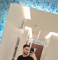 faysalshots 8 inch - Transsexual escort in Abu Dhabi
