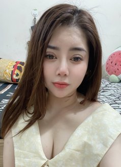 Adina Hà Nội - dominatrix in Hanoi Photo 19 of 23