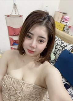 Adina Hà Nội - dominatrix in Hanoi Photo 21 of 23