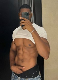 Adios Blacky - Male escort in Bangkok Photo 6 of 6