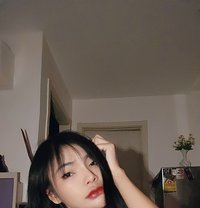 Adisa Little Hottie - puta in Bangkok