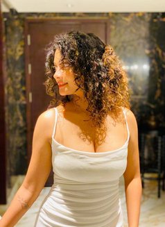 Adithi - escort in Chennai Photo 3 of 4