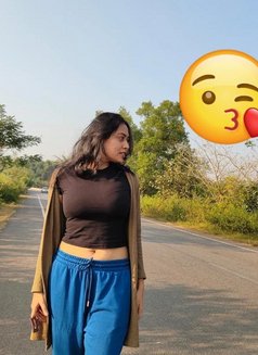 Aditi Chauhan Independent Girl Cam & Meet - escort in Gurgaon Photo 1 of 2