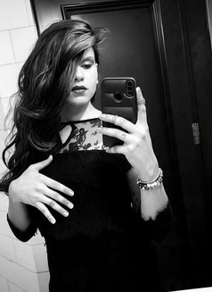 Crossy aditi South delhi - Acompañantes transexual in New Delhi Photo 2 of 8