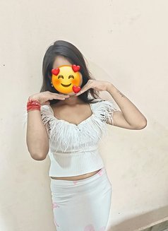 Aditi, Delhi Single N Independent Girl - puta in New Delhi Photo 2 of 7