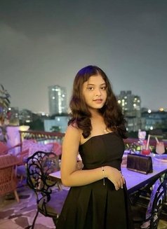 Aditi - escort in Chennai Photo 1 of 3