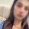 Aditi Independent Girl - puta in Bangalore Photo 4 of 7
