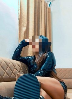 Aditi (Independent visitor) cam/Real - escort in Chennai Photo 29 of 30