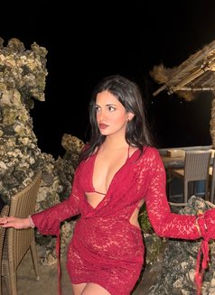 Aditi - escort in Candolim, Goa Photo 3 of 3