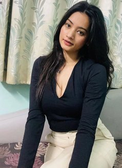Aditi - escort in Chennai Photo 3 of 3