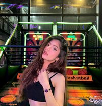 Teen age colloge girl Aditi - escort in Dubai