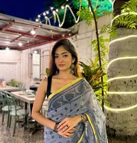 Teen age colloge girl Aditi - escort in Dubai