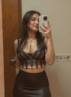 Aditi - escort in Gurgaon Photo 2 of 3