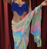 Aditi cam and real meet - escort in Gurgaon