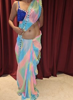 Aditi - puta in Gurgaon Photo 6 of 8