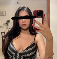 Aditi - puta in Mumbai