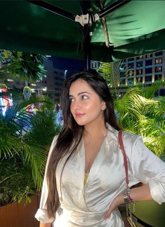 Aditi - escort in Mumbai Photo 1 of 4