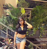 Pallavi R - escort in Noida