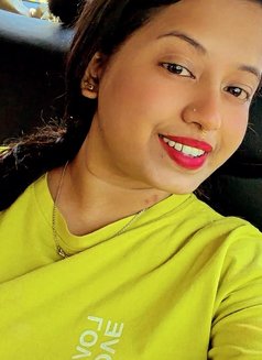 Aditi Mondal 85350,26749 - puta in Dehradun, Uttarakhand Photo 1 of 5